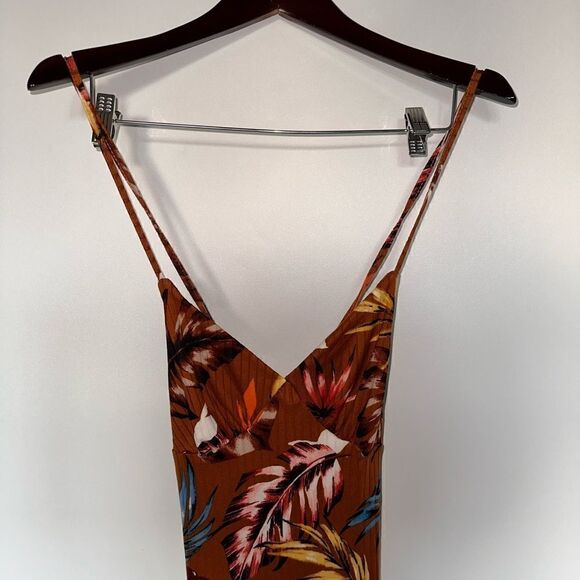 Brown floral maxi dress - Picture 7 of 11